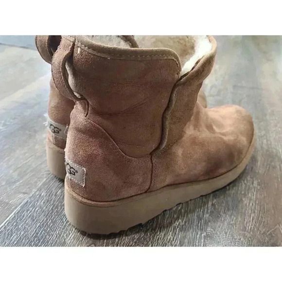 UGGwomens boots size 9.5 - Picture 4 of 9